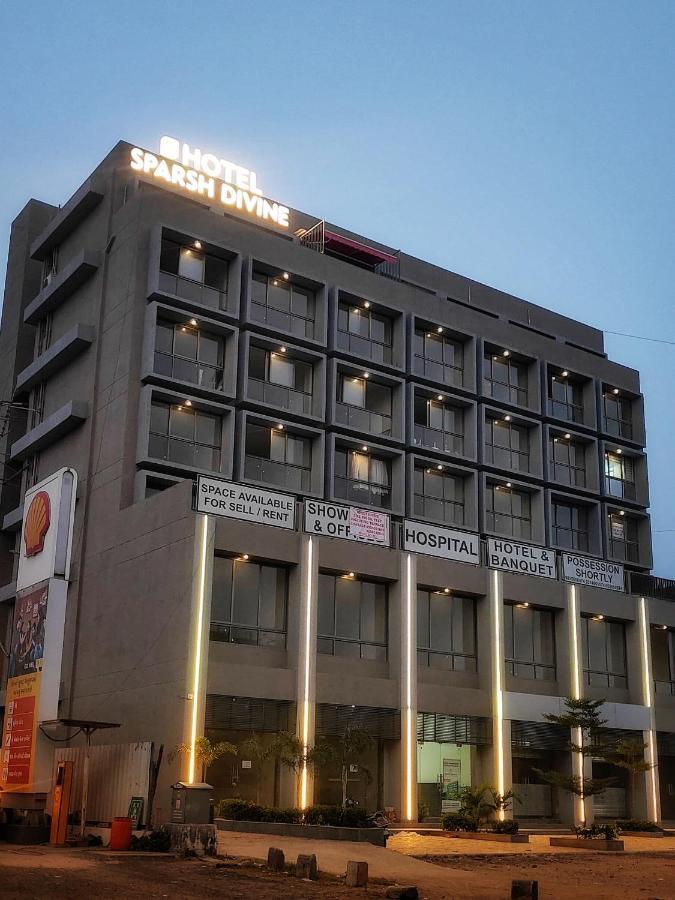 Hotel Sparsh Divine Ahmedabad Extérieur photo